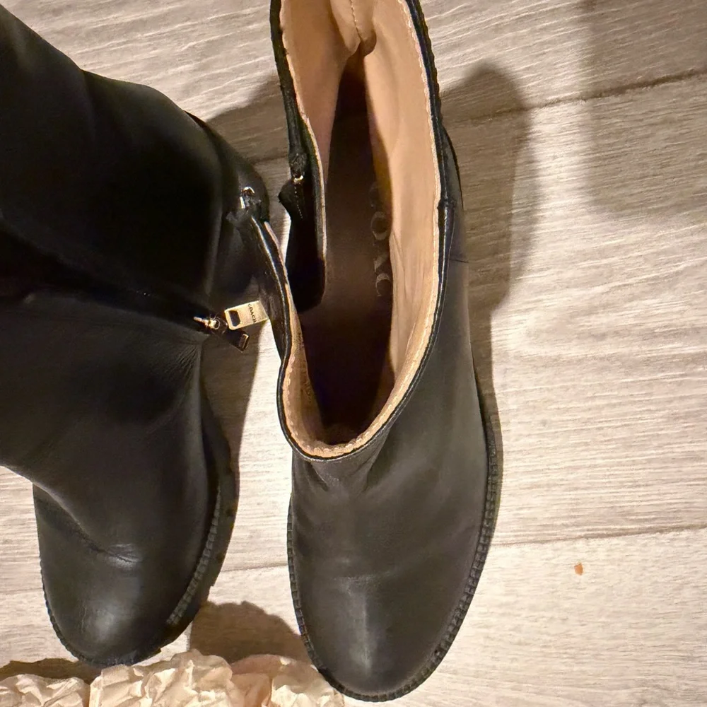 NWOT Coach “Chrissy” Black Leather Heeled Ankle Booties Size 7